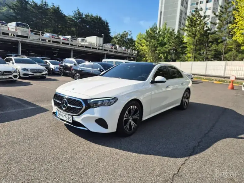 2025 Mercedes-Benz E-Класс с пробегом 6 475 км