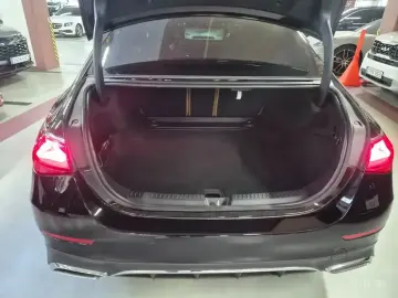 2025 Mercedes-Benz E-Класс с пробегом 9 340 км