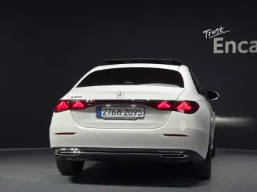 2025 Mercedes-Benz E-Класс с пробегом 24 415 км