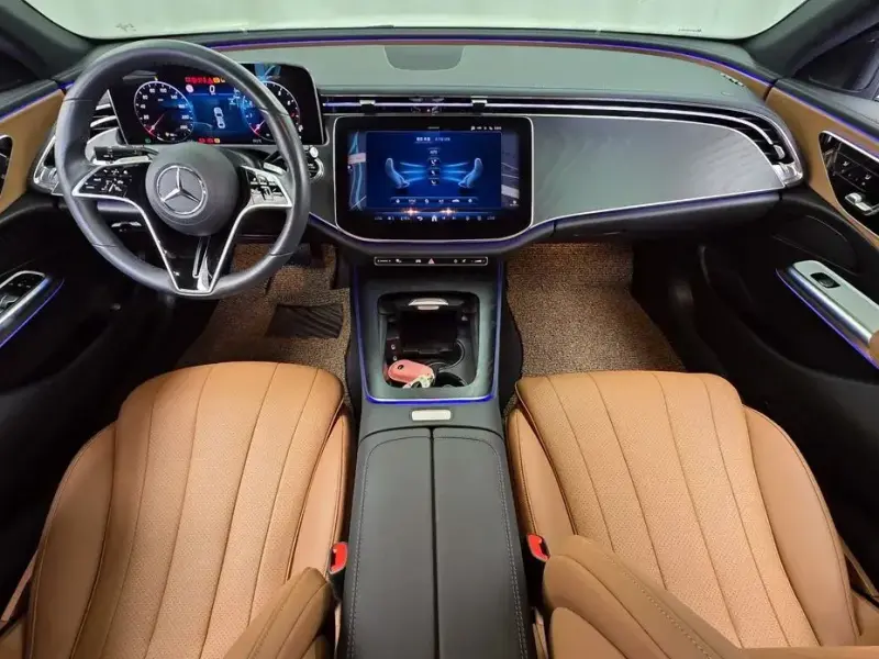 2025 Mercedes-Benz E-Класс с пробегом 24 415 км