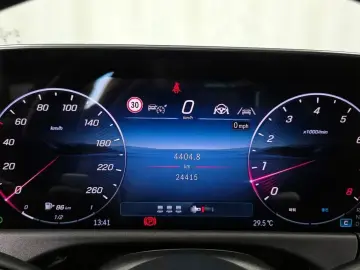 2025 Mercedes-Benz E-Класс с пробегом 24 415 км