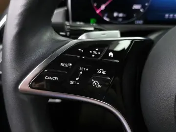 2025 Mercedes-Benz E-Класс с пробегом 24 415 км