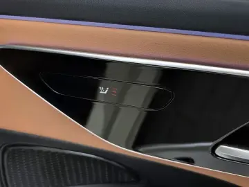 2025 Mercedes-Benz E-Класс с пробегом 24 415 км
