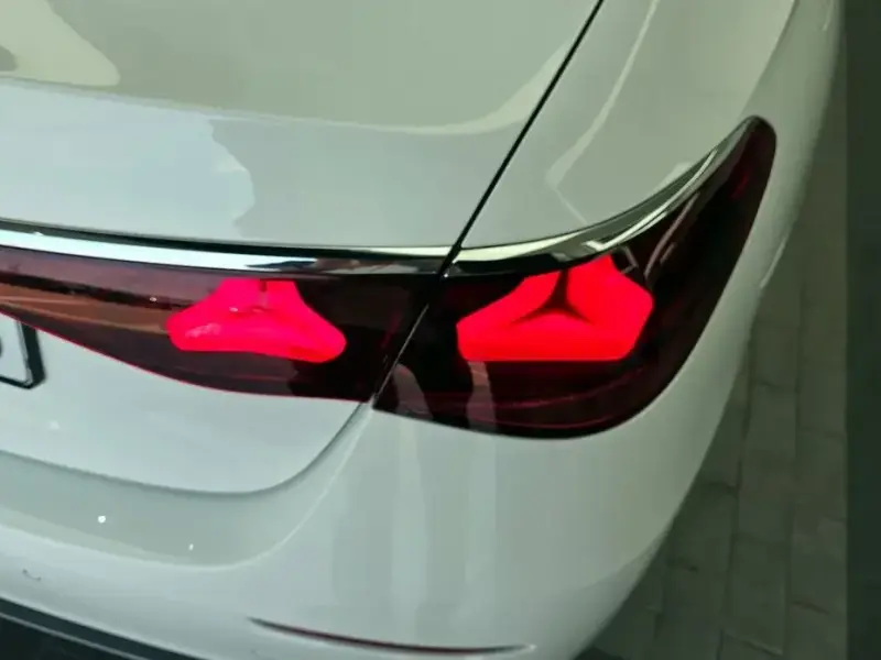 2025 Mercedes-Benz E-Класс с пробегом 24 415 км