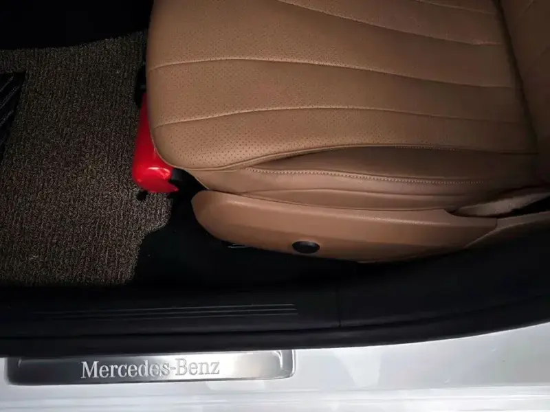 2025 Mercedes-Benz E-Класс с пробегом 24 415 км