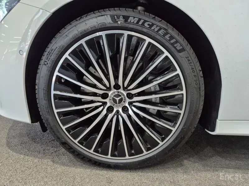 2025 Mercedes-Benz E-Класс с пробегом 2 180 км