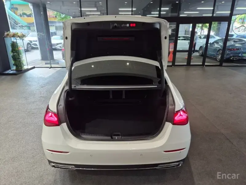 2026 Mercedes-Benz E-Класс с пробегом 1 195 км