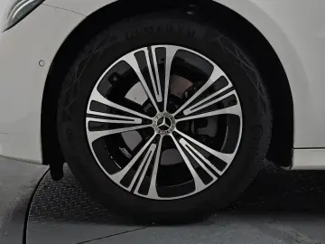 2024 Mercedes-Benz E-Класс с пробегом 8 593 км