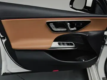 2024 Mercedes-Benz E-Класс с пробегом 8 593 км