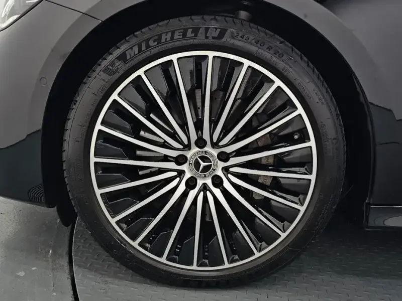 2026 Mercedes-Benz E-Класс с пробегом 17 707 км