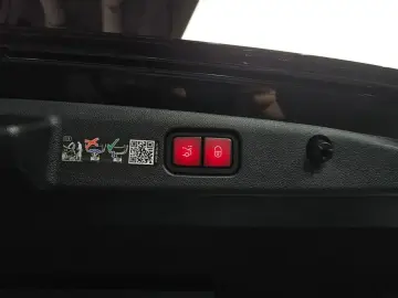 2026 Mercedes-Benz E-Класс с пробегом 17 707 км