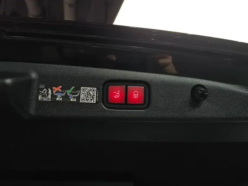2026 Mercedes-Benz E-Класс с пробегом 17 707 км