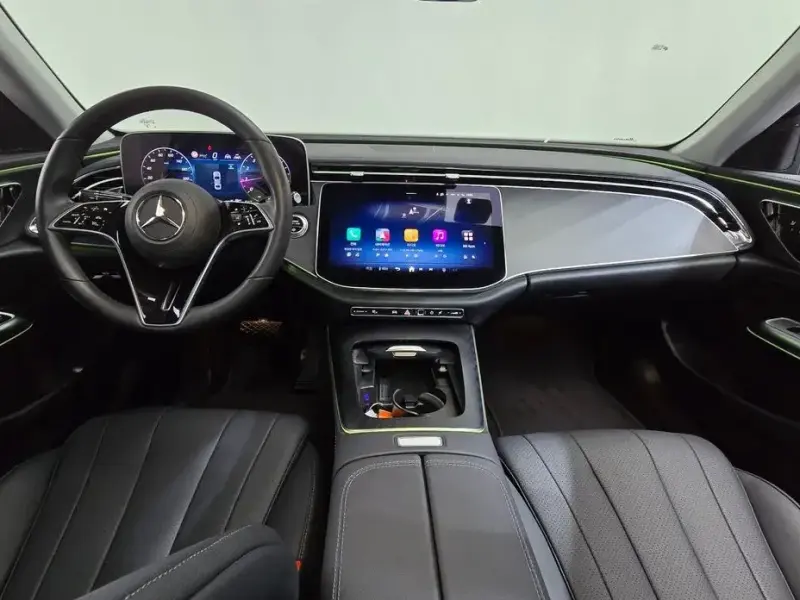 2025 Mercedes-Benz E-Класс с пробегом 26 027 км