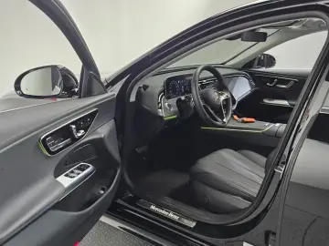 2025 Mercedes-Benz E-Класс с пробегом 26 027 км