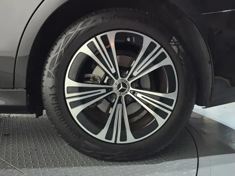 2025 Mercedes-Benz E-Класс с пробегом 26 027 км