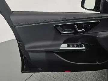 2025 Mercedes-Benz E-Класс с пробегом 26 027 км