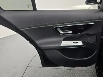2025 Mercedes-Benz E-Класс с пробегом 26 027 км