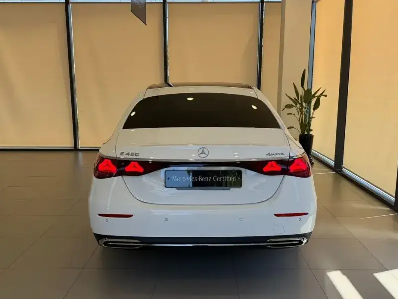 2026 Mercedes-Benz E-Класс с пробегом 3 035 км