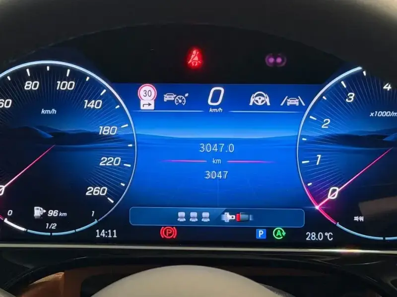 2026 Mercedes-Benz E-Класс с пробегом 3 035 км