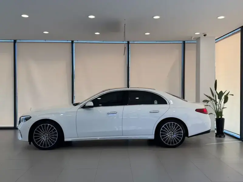 2026 Mercedes-Benz E-Класс с пробегом 3 035 км