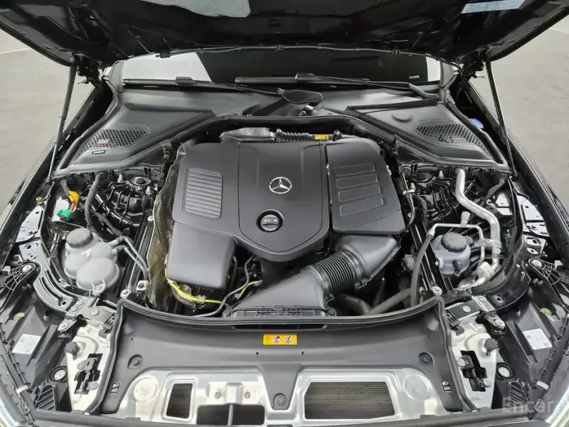 2025 Mercedes-Benz E-Класс с пробегом 16 044 км