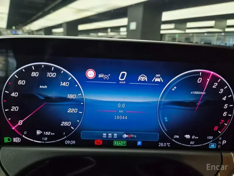 2025 Mercedes-Benz E-Класс с пробегом 16 044 км