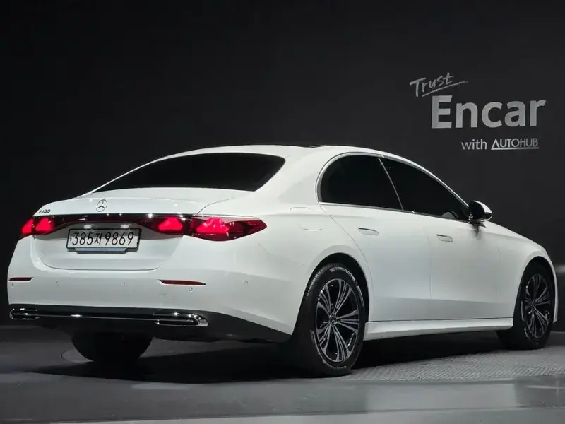 2024 Mercedes-Benz E-Класс с пробегом 34 256 км