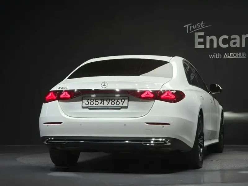 2024 Mercedes-Benz E-Класс с пробегом 34 256 км