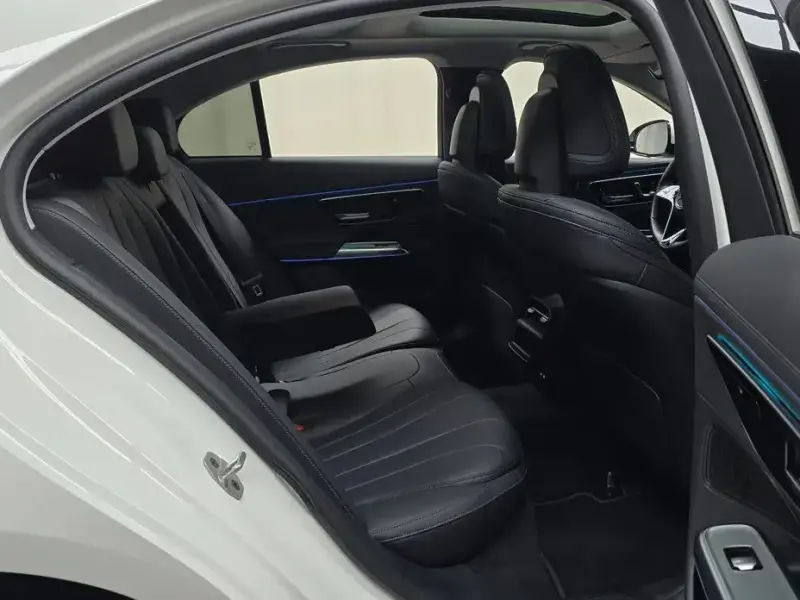 2024 Mercedes-Benz E-Класс с пробегом 34 256 км