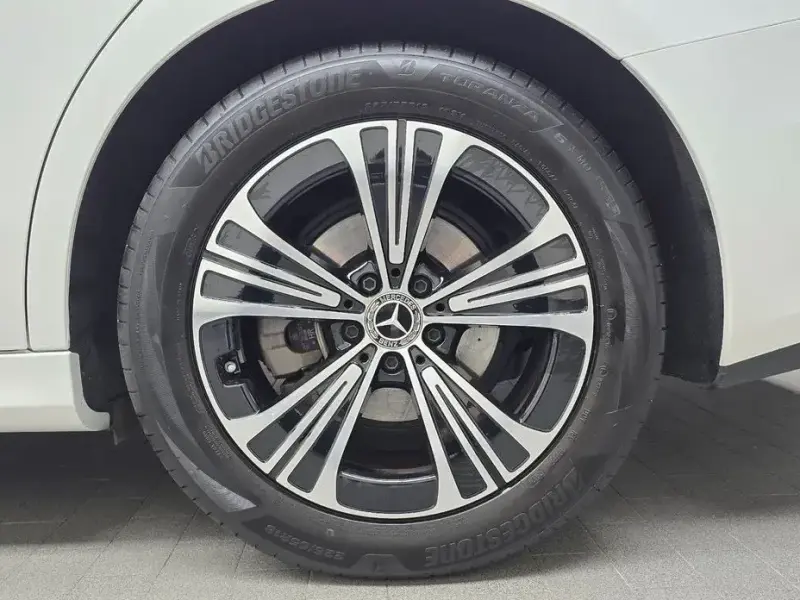 2024 Mercedes-Benz E-Класс с пробегом 34 256 км