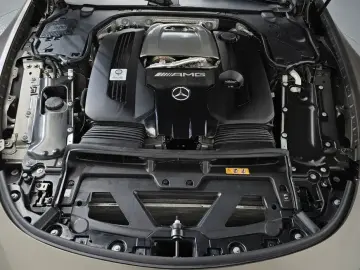 2023 Mercedes-Benz SL-Класс AMG с пробегом 9 832 км