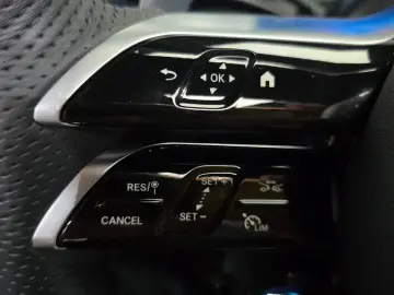 2023 Mercedes-Benz SL-Класс AMG с пробегом 9 832 км