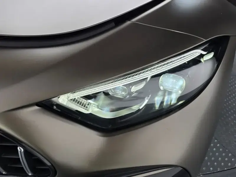 2023 Mercedes-Benz SL-Класс AMG с пробегом 9 832 км