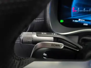 2023 Mercedes-Benz SL-Класс AMG с пробегом 9 832 км