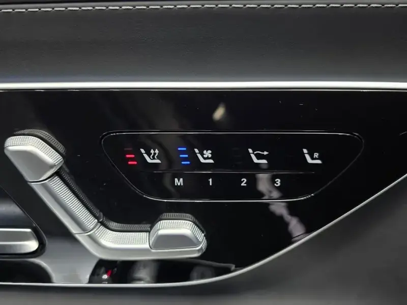 2023 Mercedes-Benz SL-Класс AMG с пробегом 9 832 км