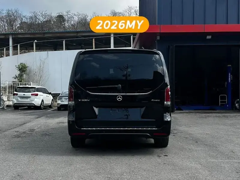 2025 Mercedes-Benz V-Класс с пробегом 29 км