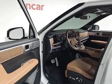 2024 Hyundai Santa Fe с пробегом 4 819 км