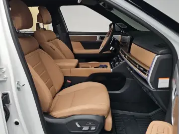 2024 Hyundai Santa Fe с пробегом 4 819 км