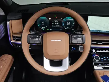 2024 Hyundai Santa Fe с пробегом 4 819 км