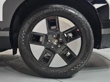 2024 Hyundai Santa Fe с пробегом 4 819 км