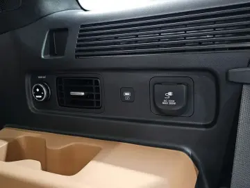 2024 Hyundai Santa Fe с пробегом 4 819 км