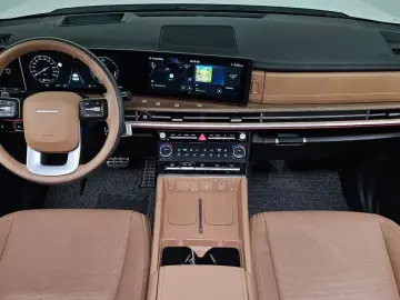 2025 Hyundai Santa Fe с пробегом 17 153 км