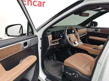 2025 Hyundai Santa Fe с пробегом 17 153 км