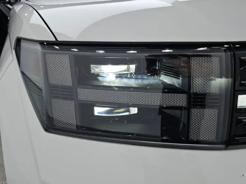 2025 Hyundai Santa Fe с пробегом 17 153 км