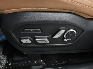 2025 Hyundai Santa Fe с пробегом 17 153 км