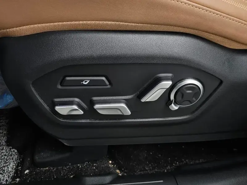 2025 Hyundai Santa Fe с пробегом 17 153 км