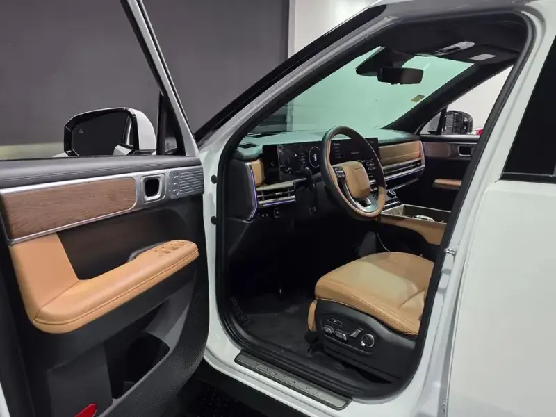 2024 Hyundai Santa Fe с пробегом 23 012 км