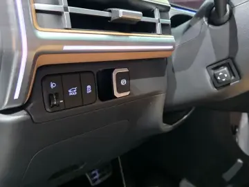 2024 Hyundai Santa Fe с пробегом 23 012 км
