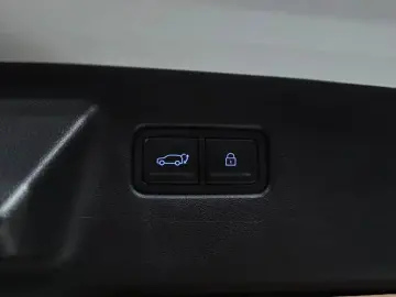 2024 Hyundai Santa Fe с пробегом 23 012 км