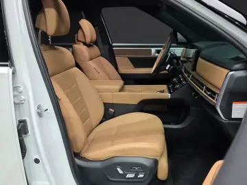 2024 Hyundai Santa Fe с пробегом 23 012 км